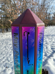 8-Sided Octagon Cedar | 16 Rainbow Plaques